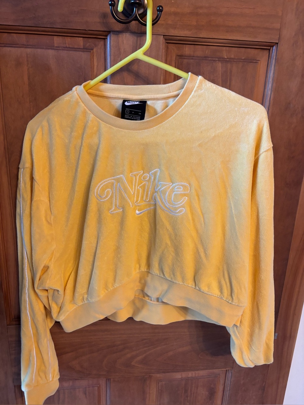 Nike Yellow Cropped Crew Sweatshirt with Embroidered Logo